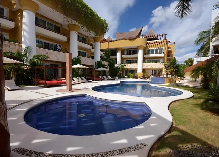 Secret Paradise Apartment *