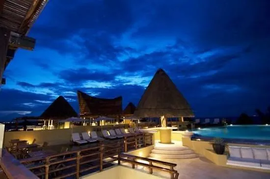 Secret Paradise *
